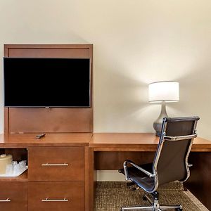 King Suite Mobility accessible